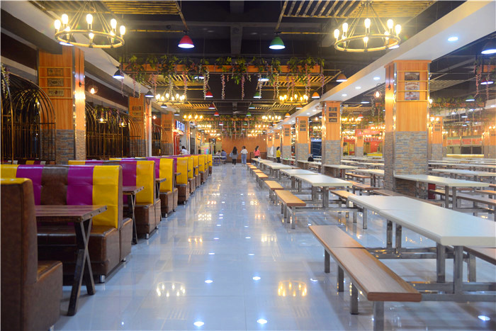 第一餐厅就餐一角