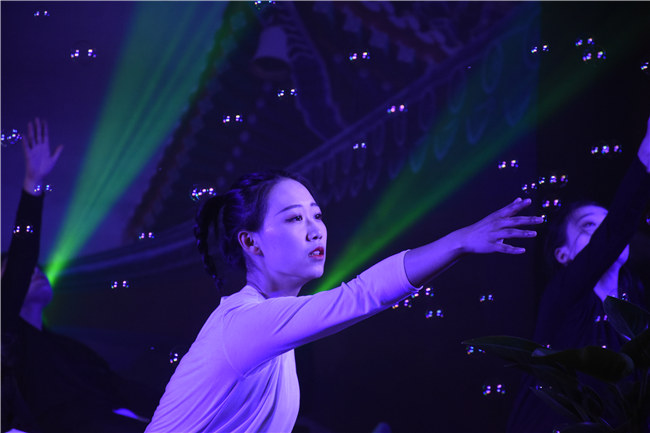 校艺术团 舞蹈《时间都去哪了》