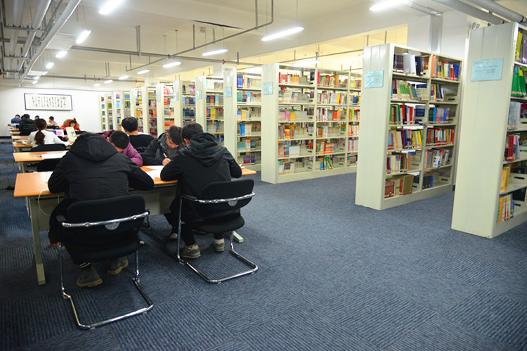 书库阅览区