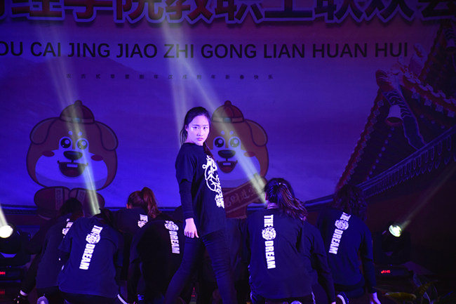 校艺术团 舞蹈《开场舞》