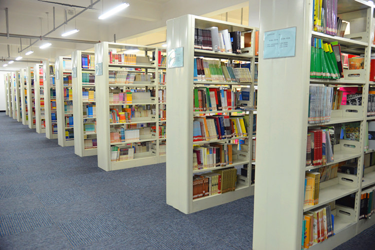 图书馆书库一角